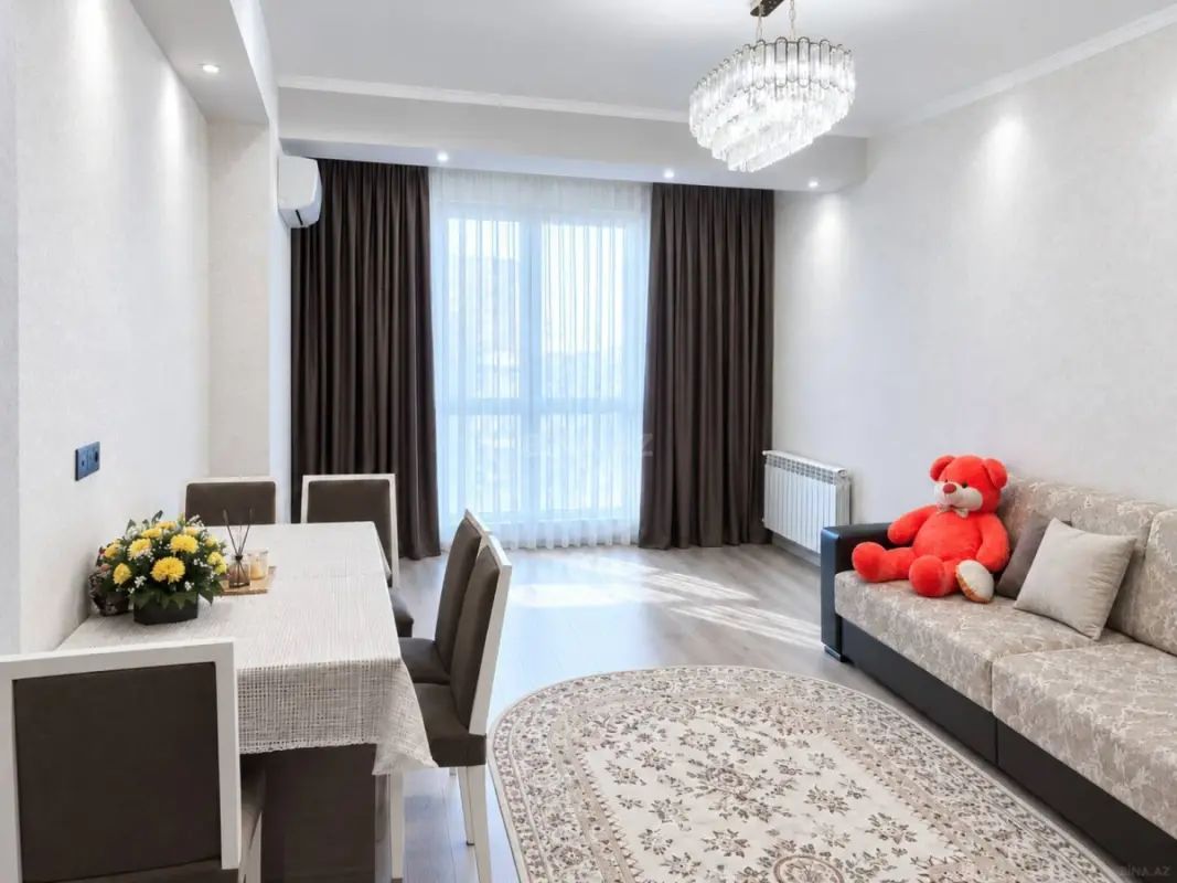 Kirayə verilir 2 otaqlı mənzil 80 m²