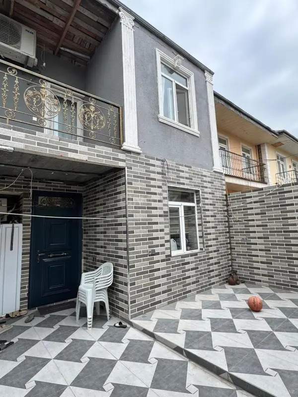 Satılır 6 otaqlı həyət evi 117 m²
