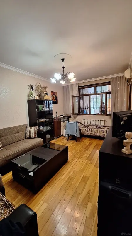 Satılır 1 otaqlı mənzil 50 m²