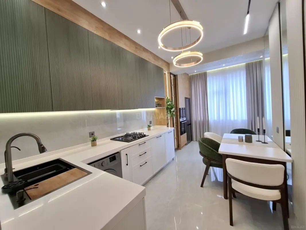 Satılır 3 otaqlı mənzil 120 m²