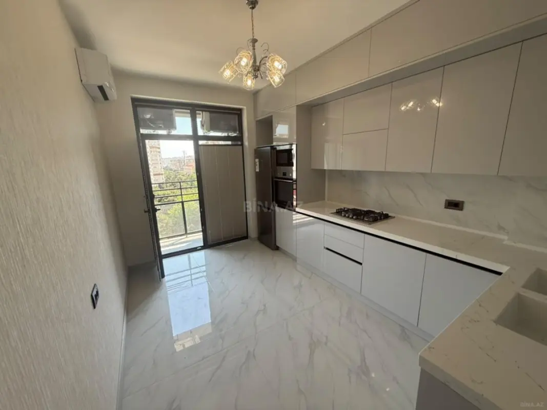 Satılır 2 otaqlı mənzil 59 m²