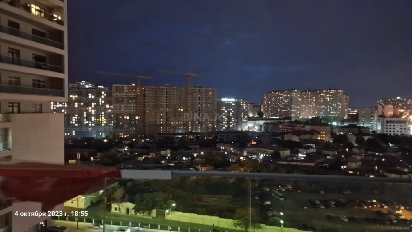 Satılır 4 otaqlı mənzil 148 m²