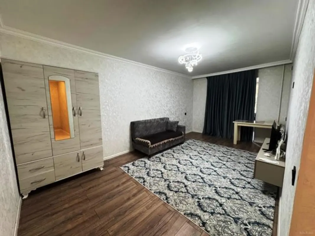 Satılır 2 otaqlı mənzil 33 m²