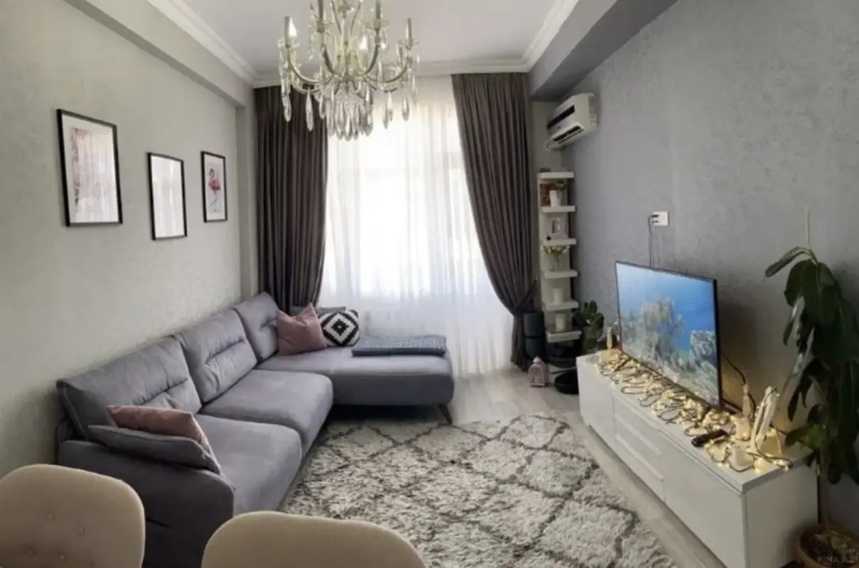 Kirayə verilir 2 otaqlı mənzil 65 m²