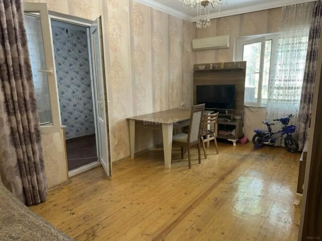 Satılır 3 otaqlı mənzil 53 m²