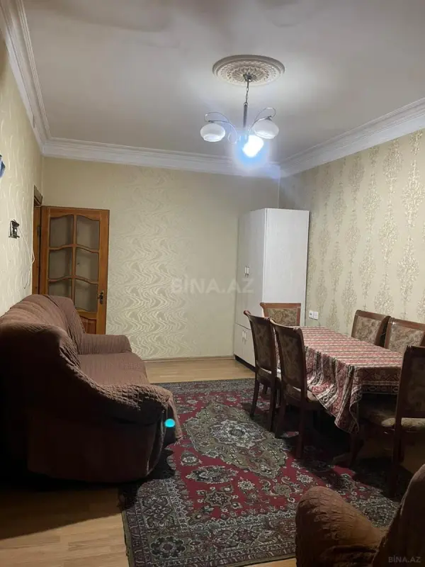 Kirayə verilir 2 otaqlı mənzil 40 m²