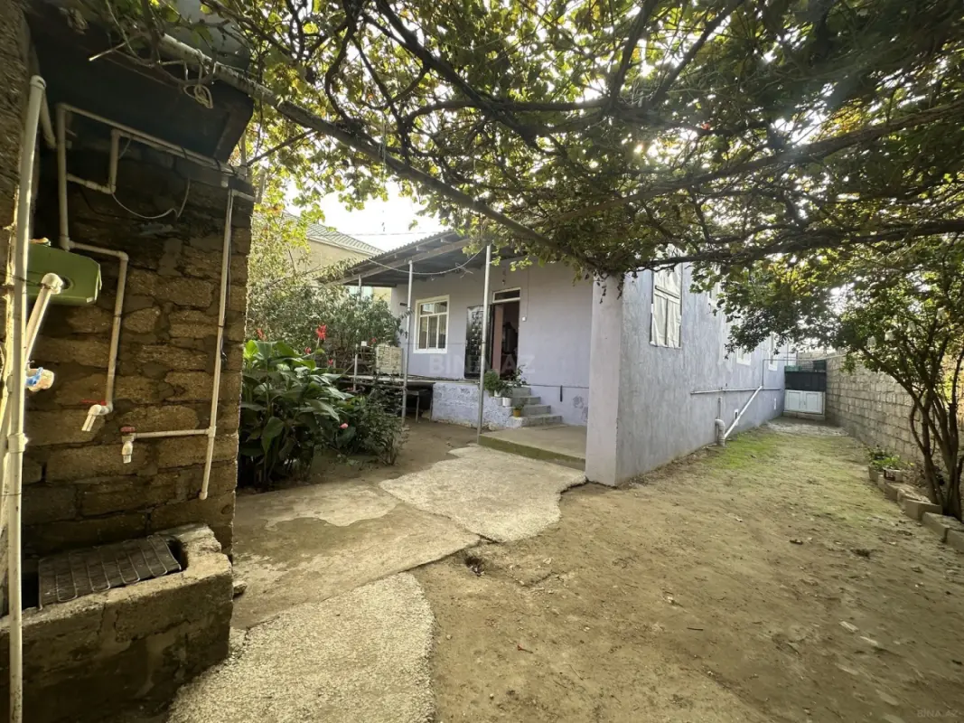 Satılır 4 otaqlı həyət evi 115 m²