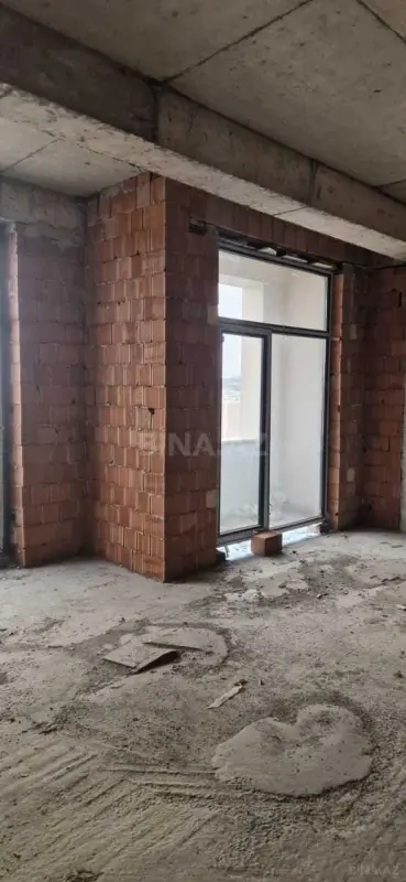 Satılır 3 otaqlı mənzil 132 m²