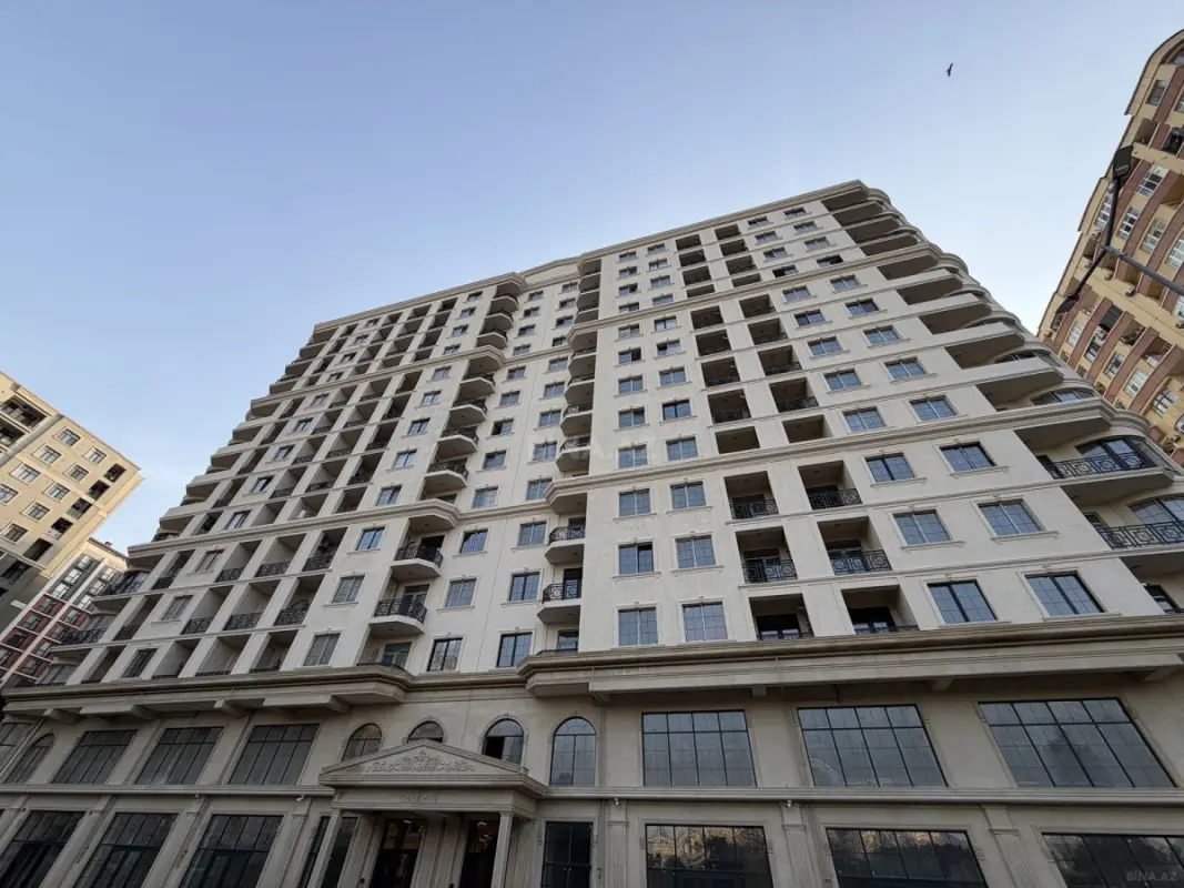 Satılır 2 otaqlı mənzil 110 m²