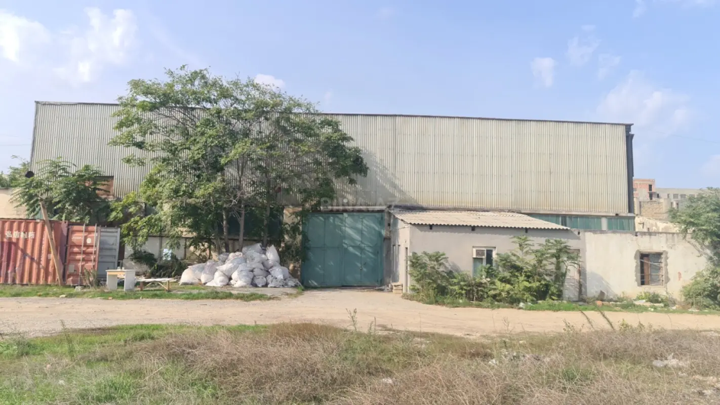 Kirayə verilir obyekt 1000 m²