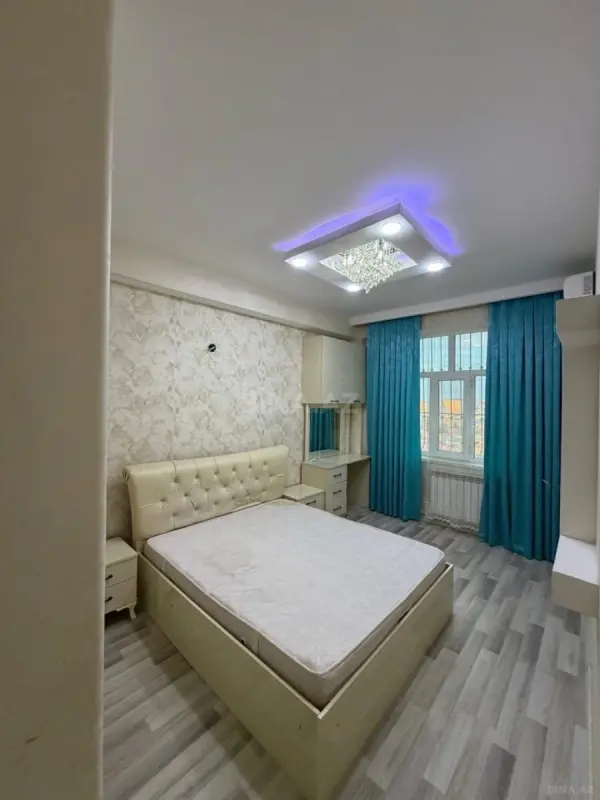 Kirayə verilir 2 otaqlı mənzil 65 m²