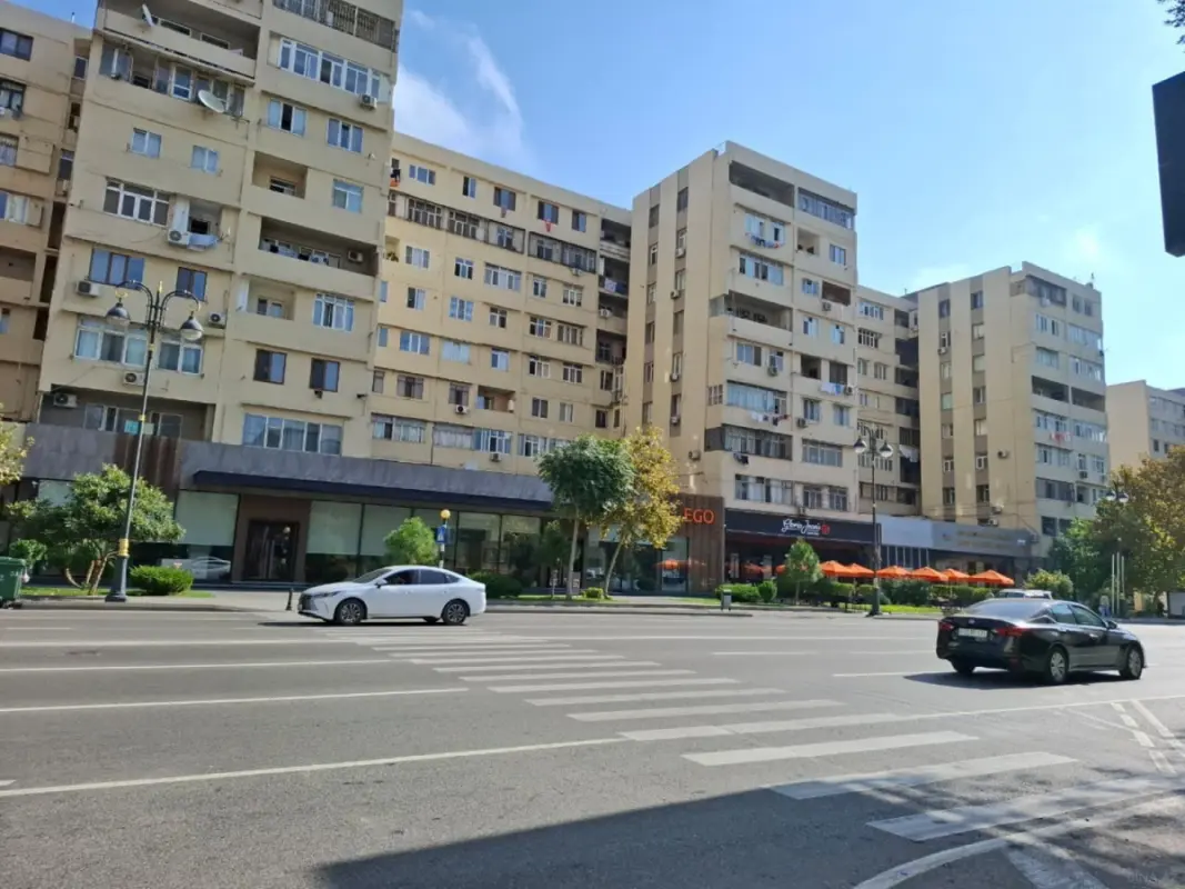 Satılır 3 otaqlı mənzil 90 m²