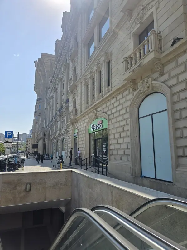 Kirayə verilir obyekt 85 m²