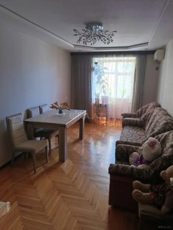 Satılır 3 otaqlı mənzil 60 m²