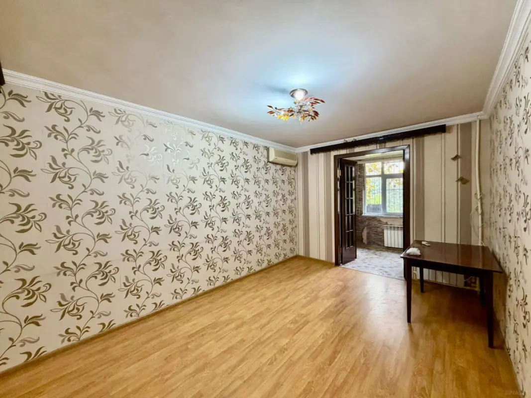 Satılır 2 otaqlı mənzil 35 m²
