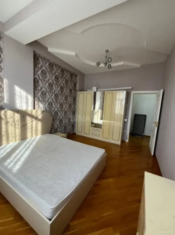 Kirayə verilir 3 otaqlı mənzil 100 m²