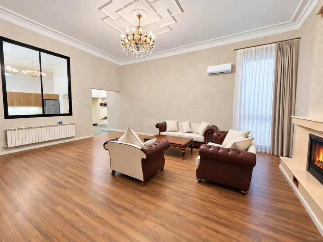 Kirayə verilir 4 otaqlı mənzil 250 m²