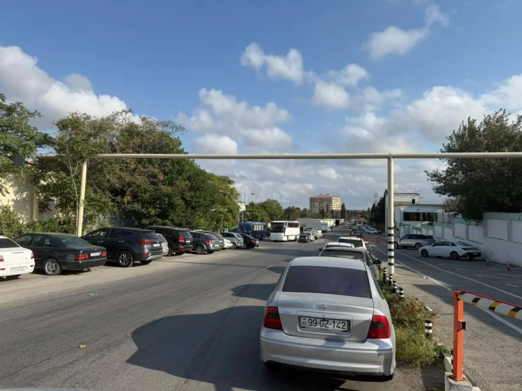 Satılır obyekt 118 m²