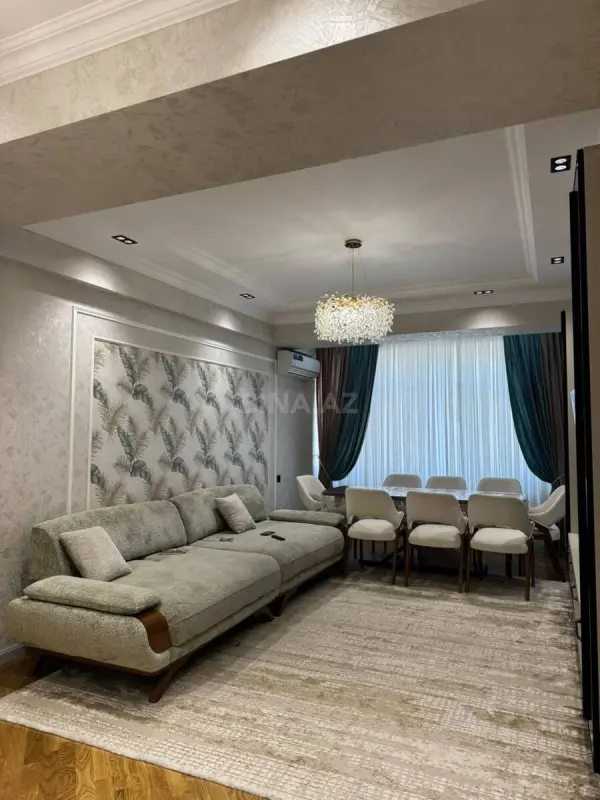 Satılır 2 otaqlı mənzil 88 m²