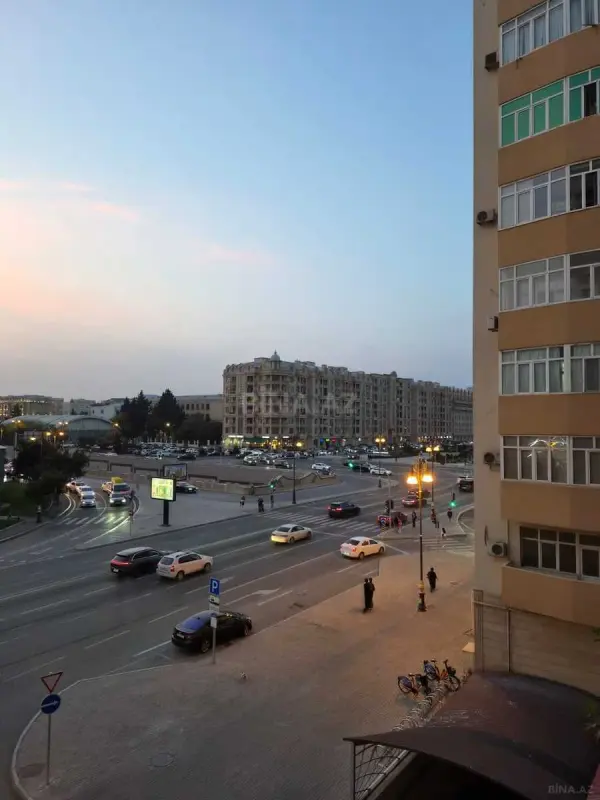 Kirayə verilir 2 otaqlı mənzil 45 m²