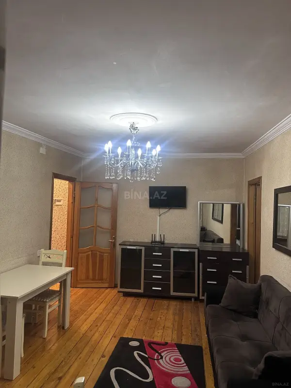 Kirayə verilir 3 otaqlı mənzil 65 m²