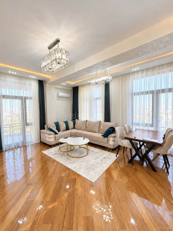 Kirayə verilir 2 otaqlı mənzil 98 m²
