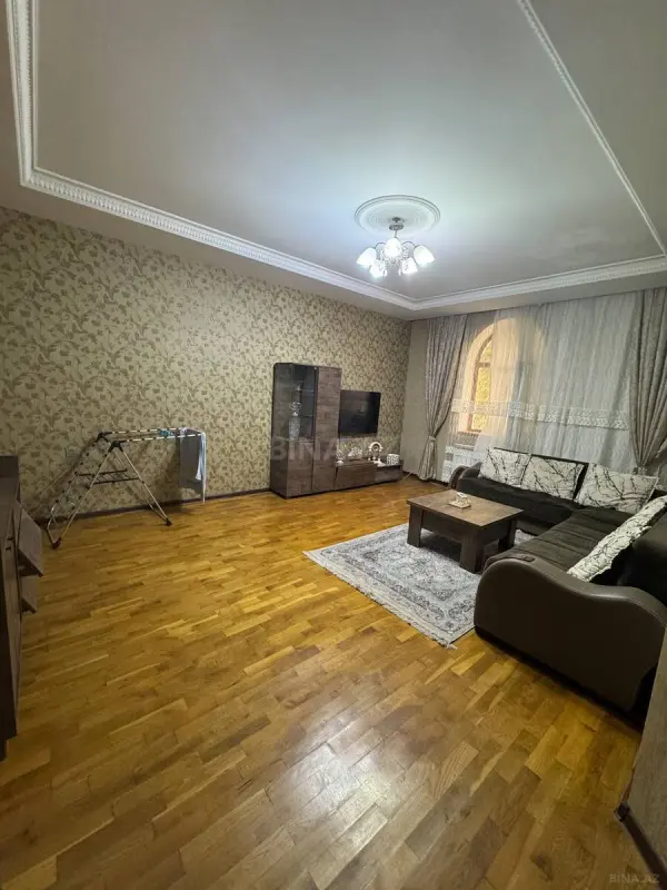 Satılır 2 otaqlı mənzil 74 m²