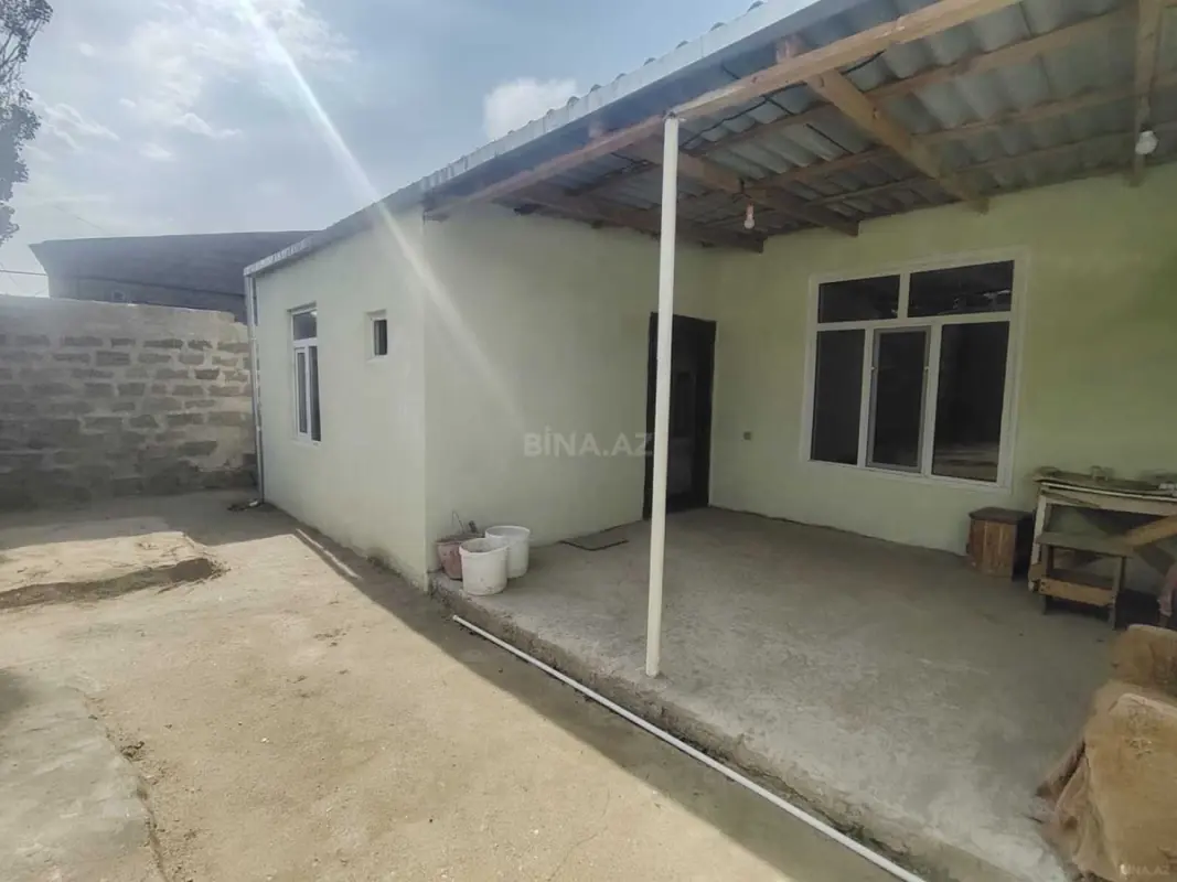 Satılır 3 otaqlı həyət evi 60 m²