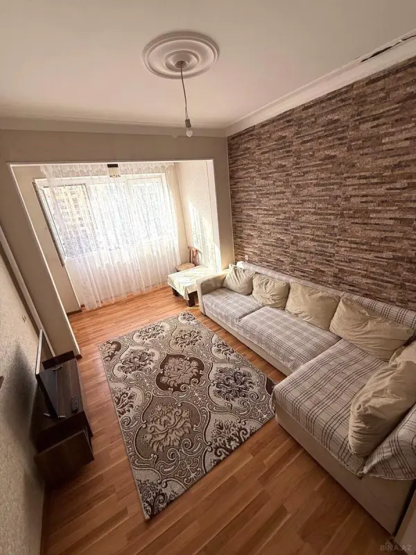 Kirayə verilir 3 otaqlı mənzil 75 m²