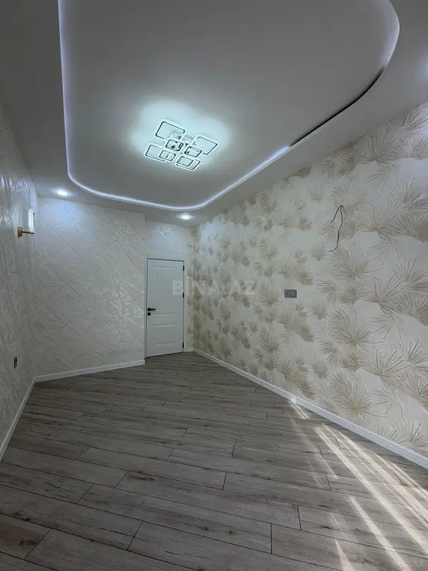 Satılır 2 otaqlı mənzil 61 m²
