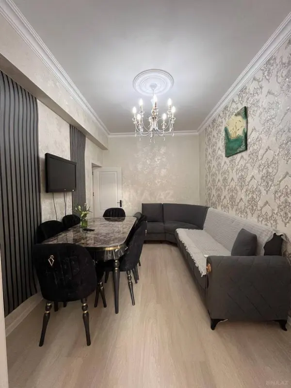 Satılır 2 otaqlı mənzil 42 m²
