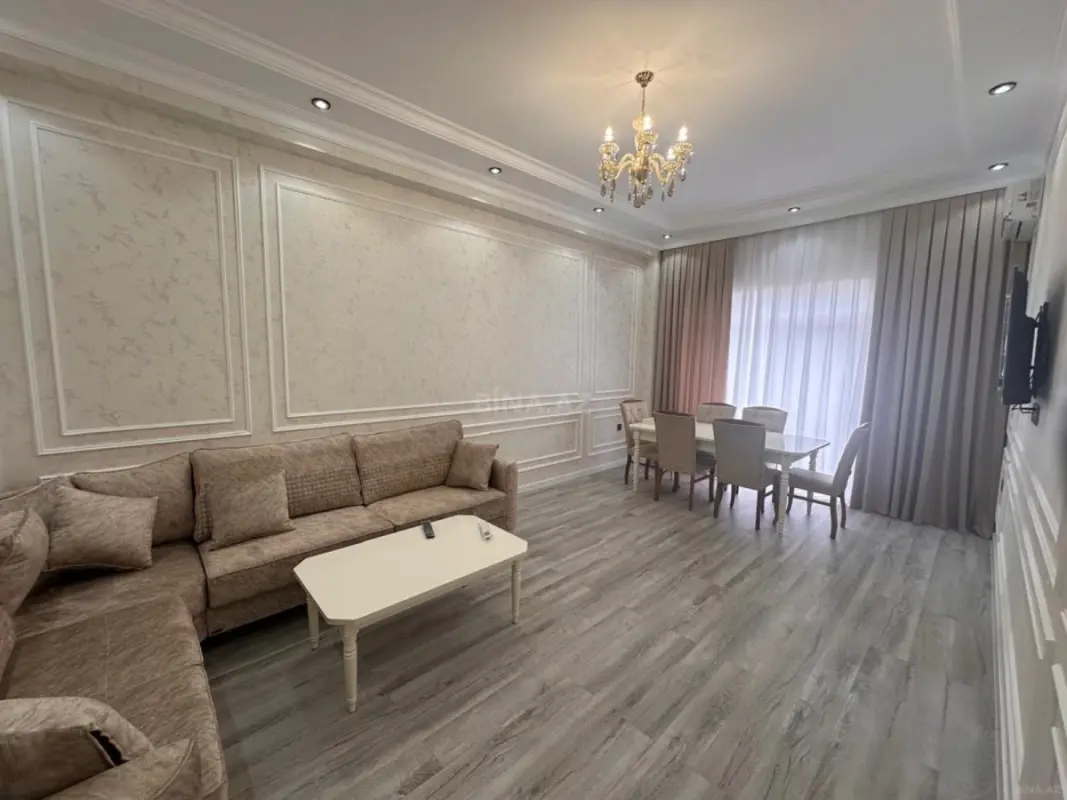 Satılır 2 otaqlı mənzil 71 m²