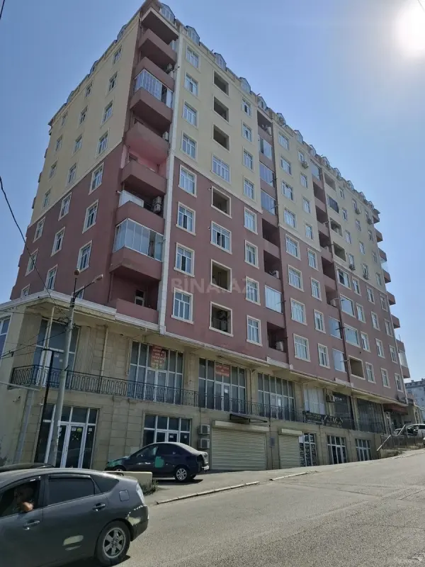 Satılır 3 otaqlı mənzil 105 m²