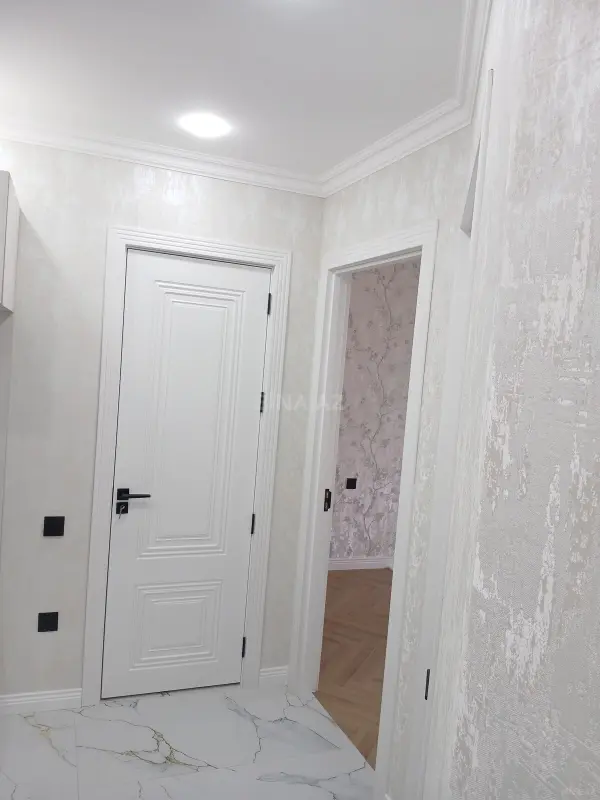 Satılır 2 otaqlı mənzil 57 m²