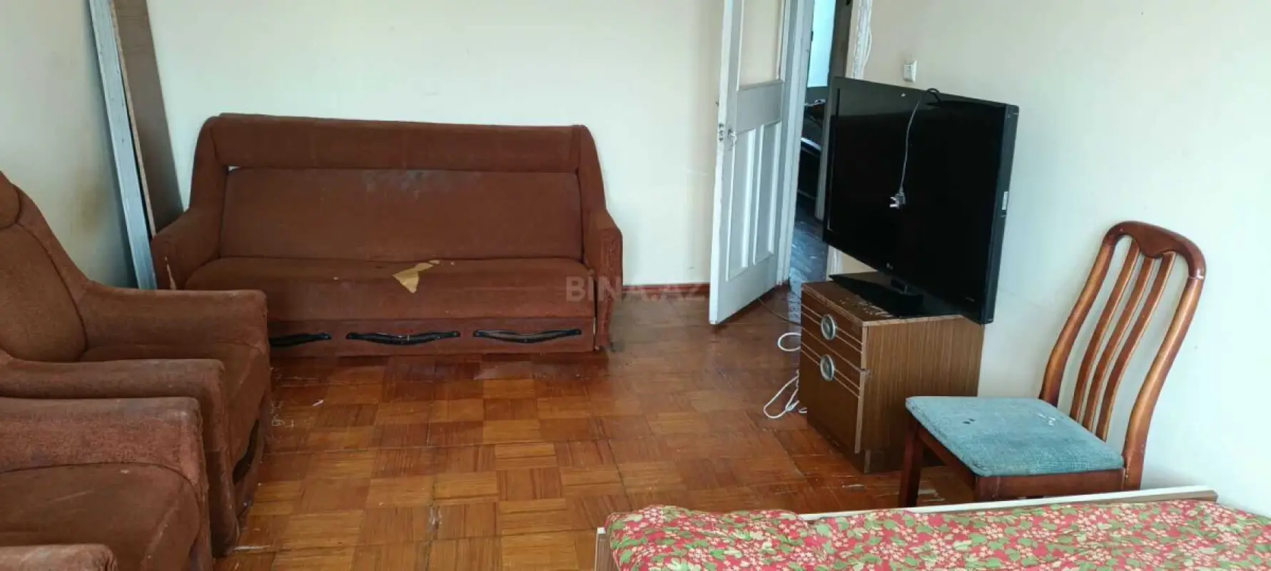 Kirayə verilir 2 otaqlı mənzil 80 m²