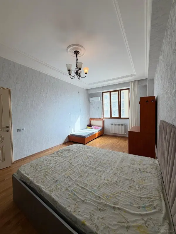 Satılır 1 otaqlı mənzil 50 m²
