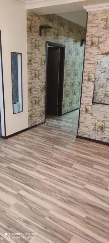 Satılır 4 otaqlı mənzil 110 m²