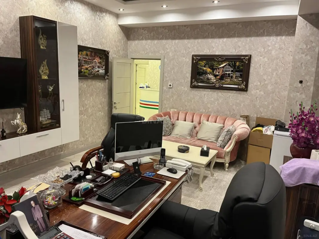 Kirayə verilir 3 otaqlı ofis 96 m²