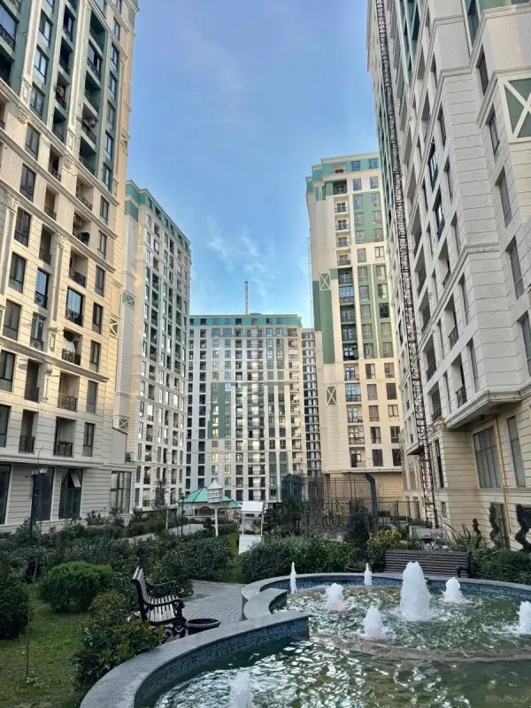 Satılır 2 otaqlı mənzil 57 m²