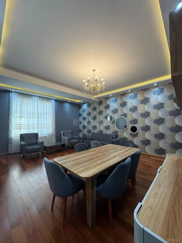 Kirayə verilir 3 otaqlı mənzil 150 m²