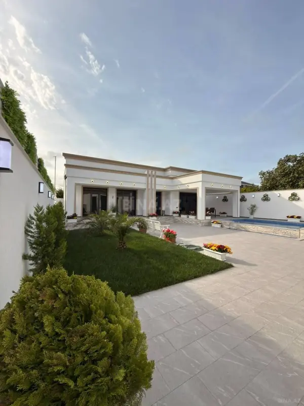 Satılır 4 otaqlı həyət evi 180 m²