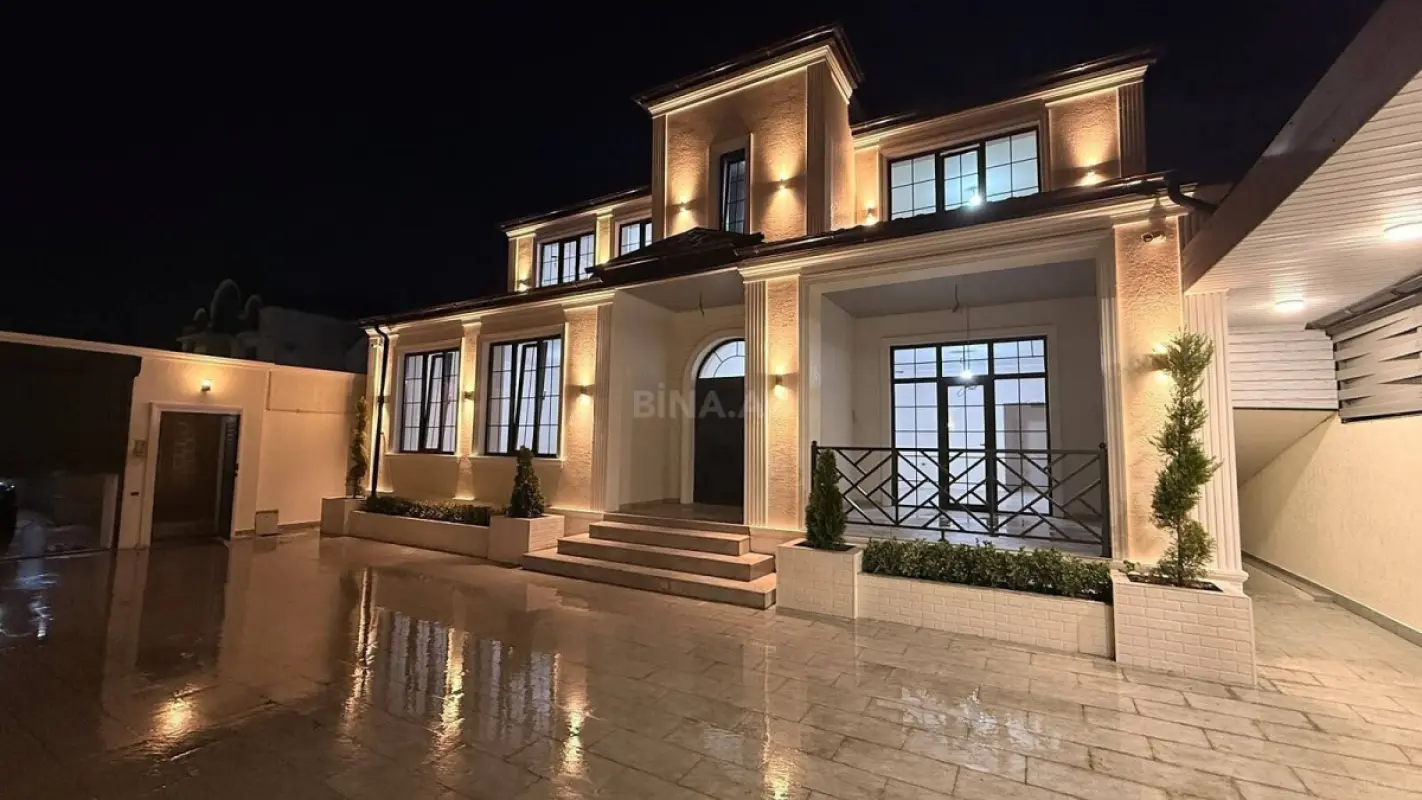 Satılır 5 otaqlı həyət evi 260 m²