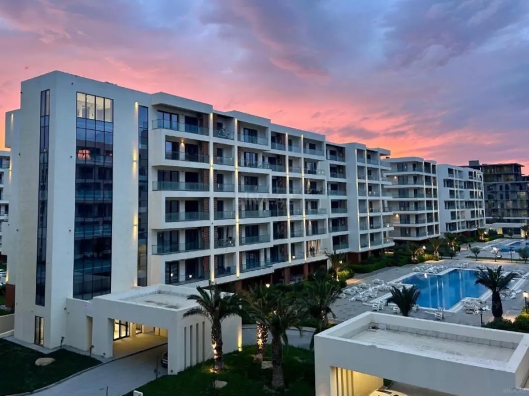 Satılır 1 otaqlı mənzil 57 m²