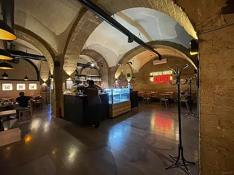 Kirayə verilir obyekt 125 m² — Bakı, Sahil qəs. 125.00 m²