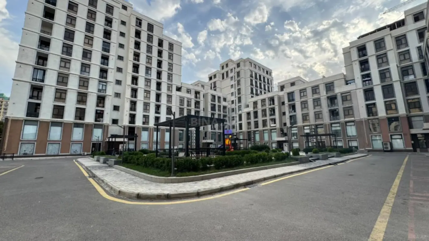 Satılır 2 otaqlı mənzil 63 m²