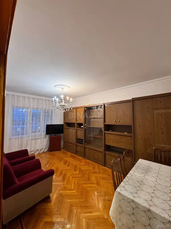Kirayə verilir 3 otaqlı mənzil 90 m²