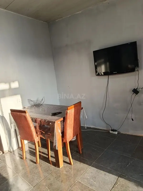 Kirayə verilir 2 otaqlı həyət evi 67 m²