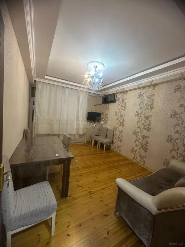 Kirayə verilir 2 otaqlı mənzil 65 m²