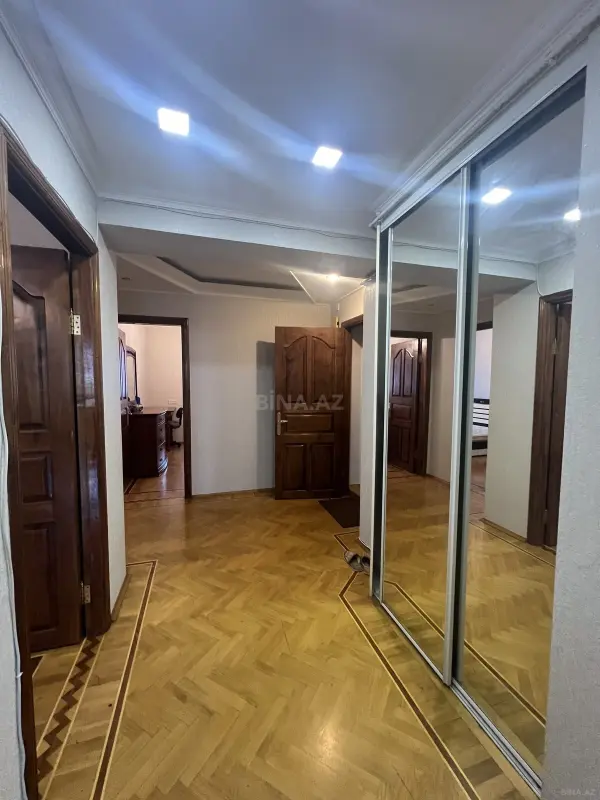 Satılır 3 otaqlı mənzil 90 m²