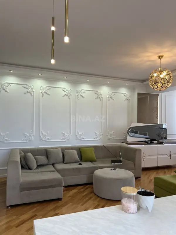 Satılır 3 otaqlı mənzil 100 m²